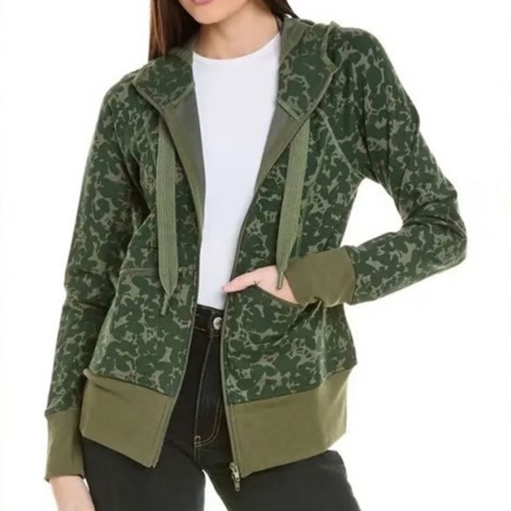 CABI #6030 Marathon Jacket Green Camo
